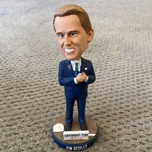 PRICELESS Vin Scully Bobblehead (2016)